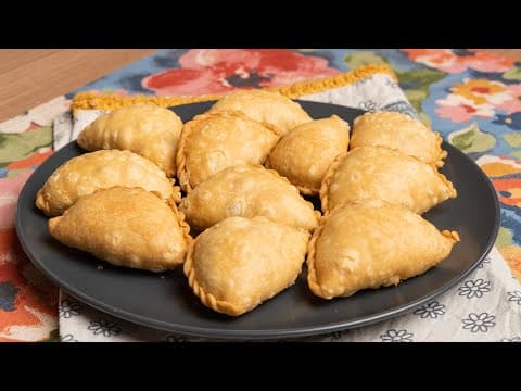 Karipap Montel Inti Kentang Ayam